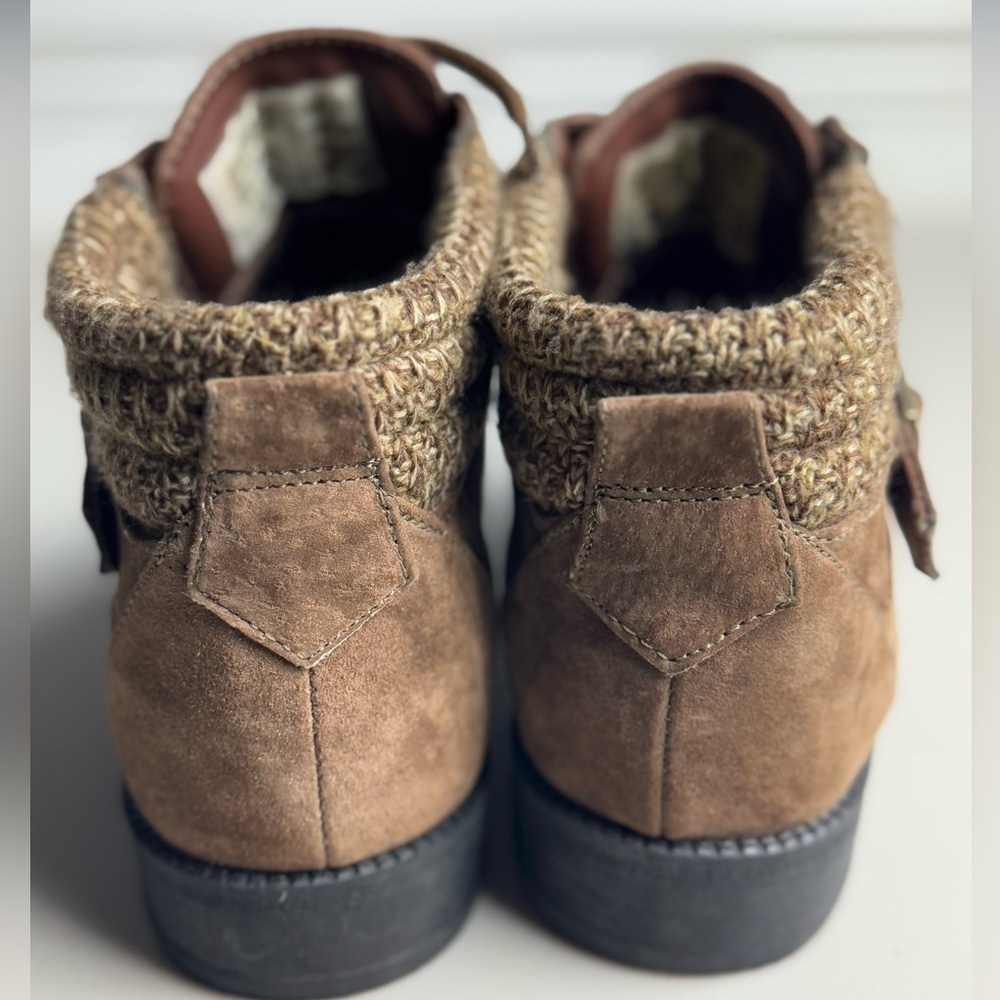 Rugged Outback Suede Lace Up Boots size 11 - Picture 4 of 7